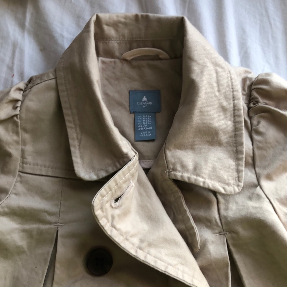 GAP Jacket - Picture 2 of 3